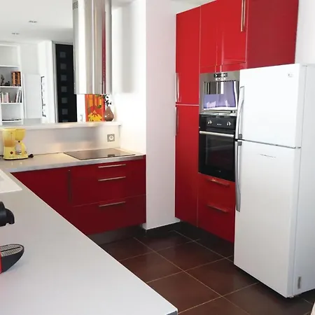 2 Bedroom Awesome In