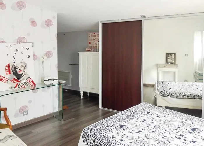 2 Bedroom Awesome In Apartmán