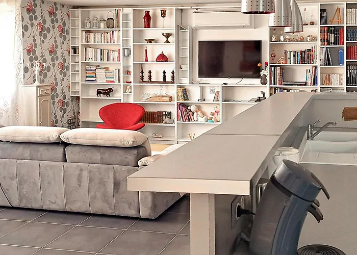 2 Bedroom Awesome In Apartmán